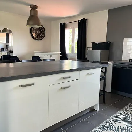 빌라 Maison Salignac 9 Personnes Salignac Eyvigues