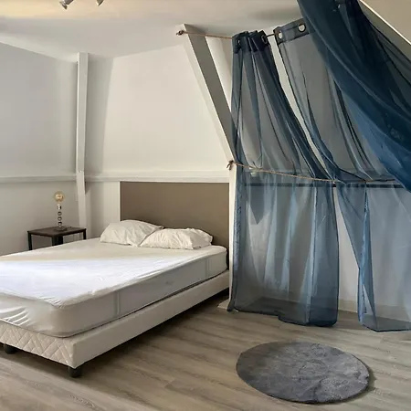 Maison Salignac 9 Personnes וילה